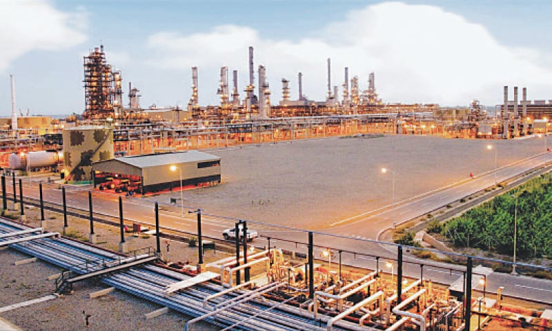 Oil Refineries facing difficulties